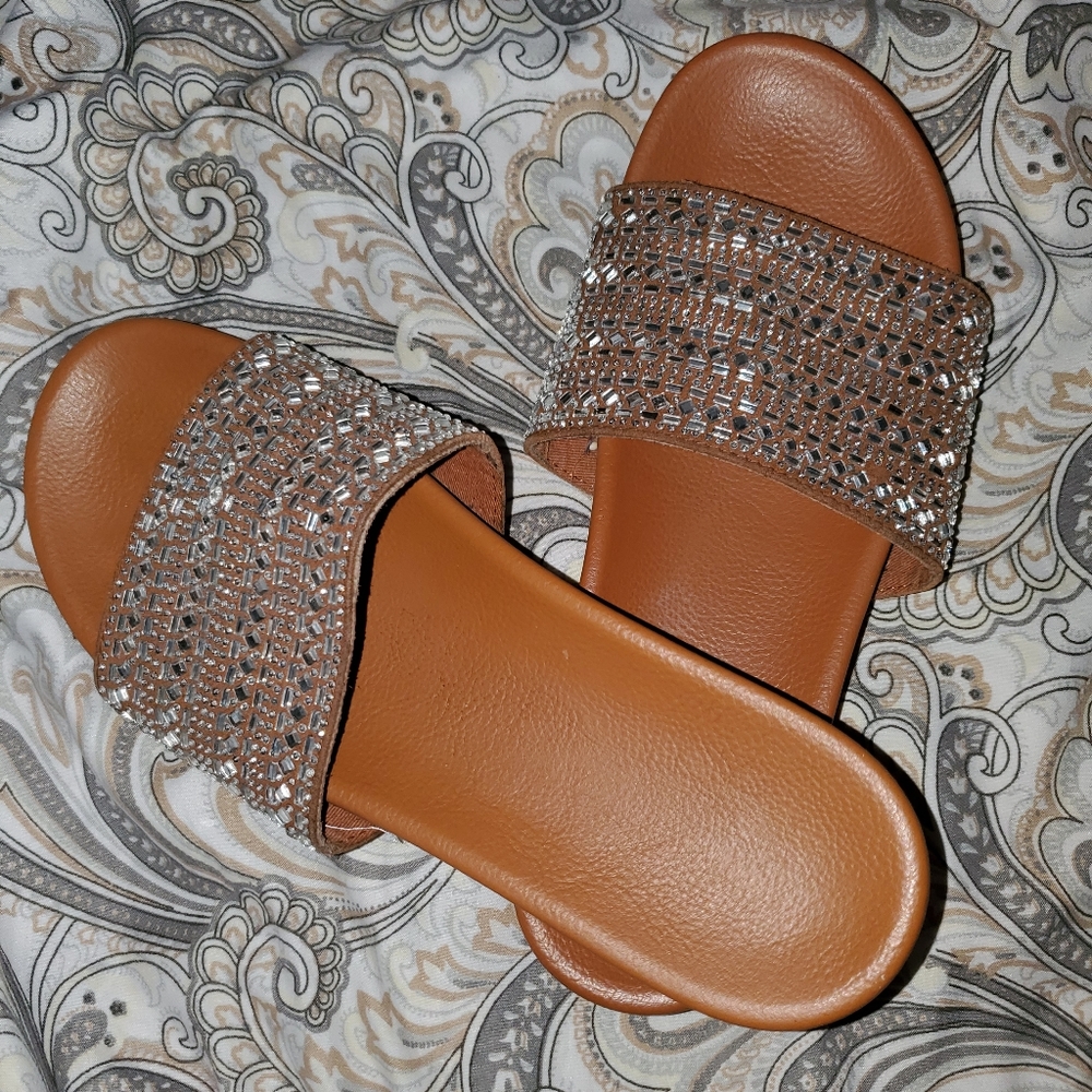 Women's  fashionable slides